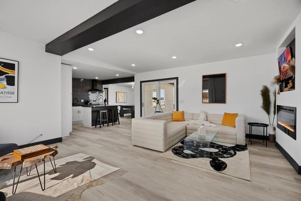 Star Gazers Modern Home On 5 Acres Of Land! Sunfair Heights エクステリア 写真